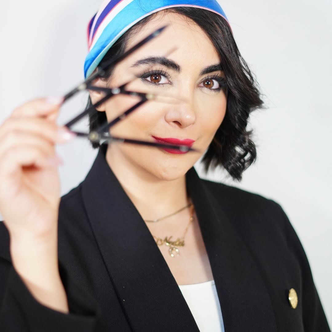 آموزشگاه تخصصی و ارائه خدمات آرایش دائم ( میکروبلیدینگ، شیدینگ لب، بن مژه، خط چشم و‌ ریموو تتو در تنکابن)